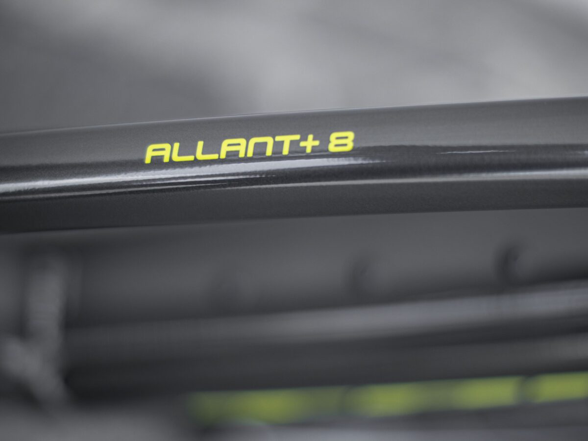 Allant+ 8 Stagger M Lithium Grey - Imagen 3