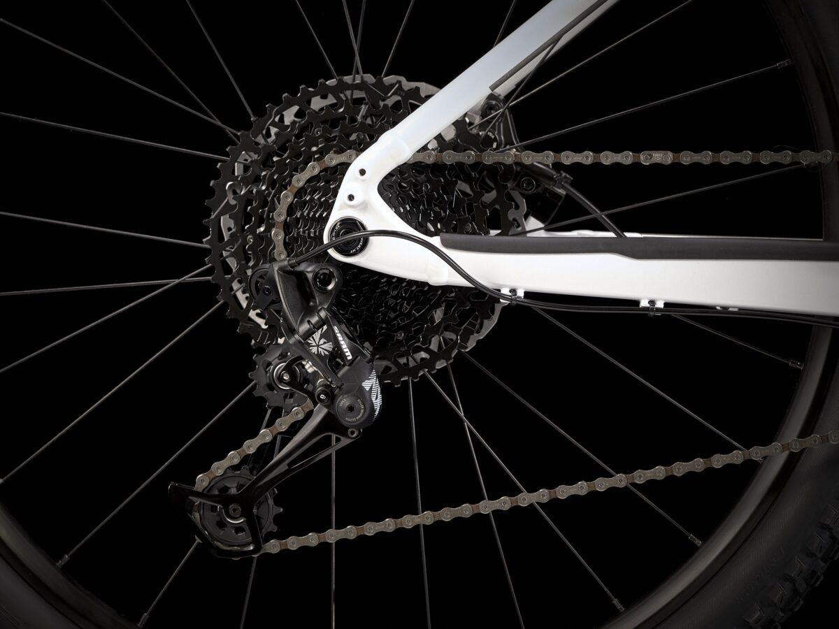 Powerfly 5 EU S 27.5 Crystal White/Metallic Gunmetal - Imagen 8