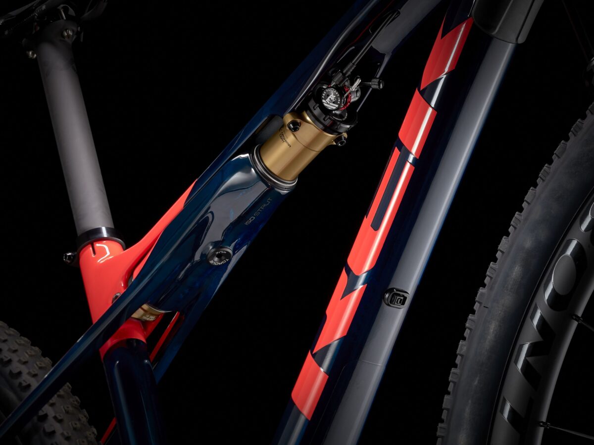 Supercaliber 9.9 XTR L Carbon Blue Smoke/Radioactive Coral - Imagen 3