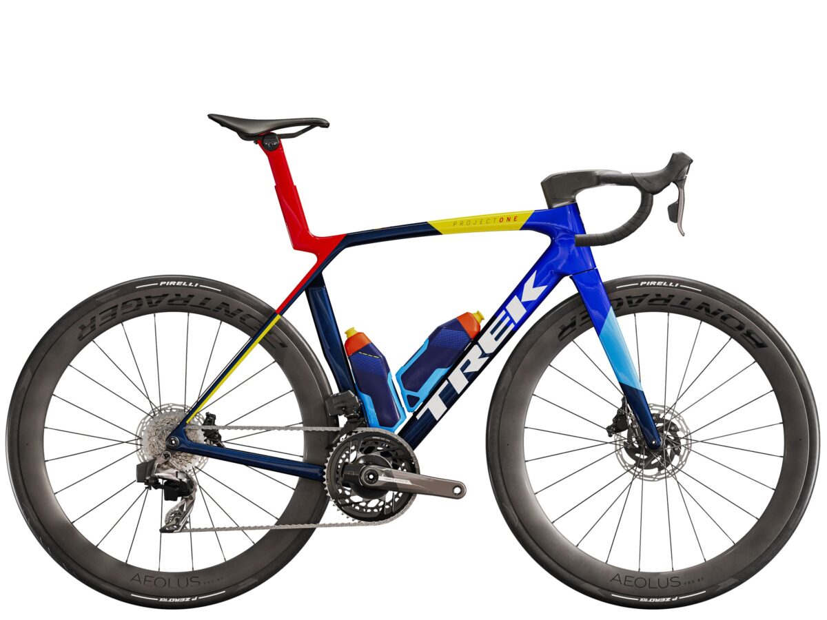 Madone SLR 7 AXS S Team Replica