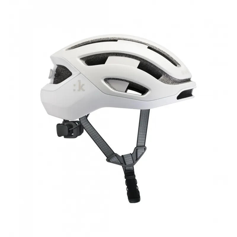 Kudo Vento White M