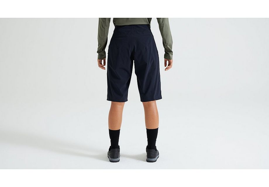 Women's Gravity Training Shorts - Imagen 2