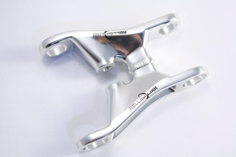 SHL MY05-06 SJ 120 SHOCKLINK SIL (VER. 2) USE W2060376 BOLT (NO LONGER PRODUCED)