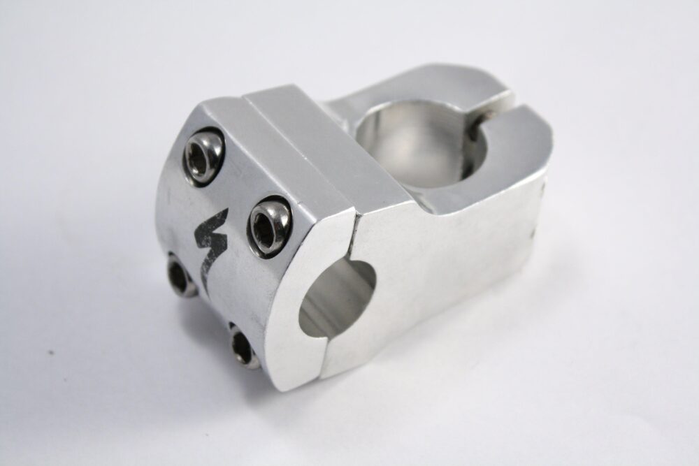 STM HOTROCK 16 THREADLESS STEM SIL(NO LONGER PRODUCED)