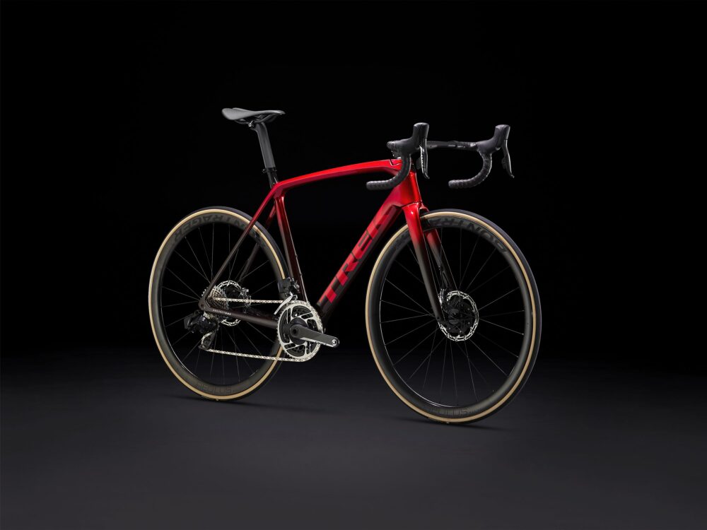 Alternative view of Trek Emonda SLR 9 AXS 47 Metallic Red Smoke to Red Carbon Smoke