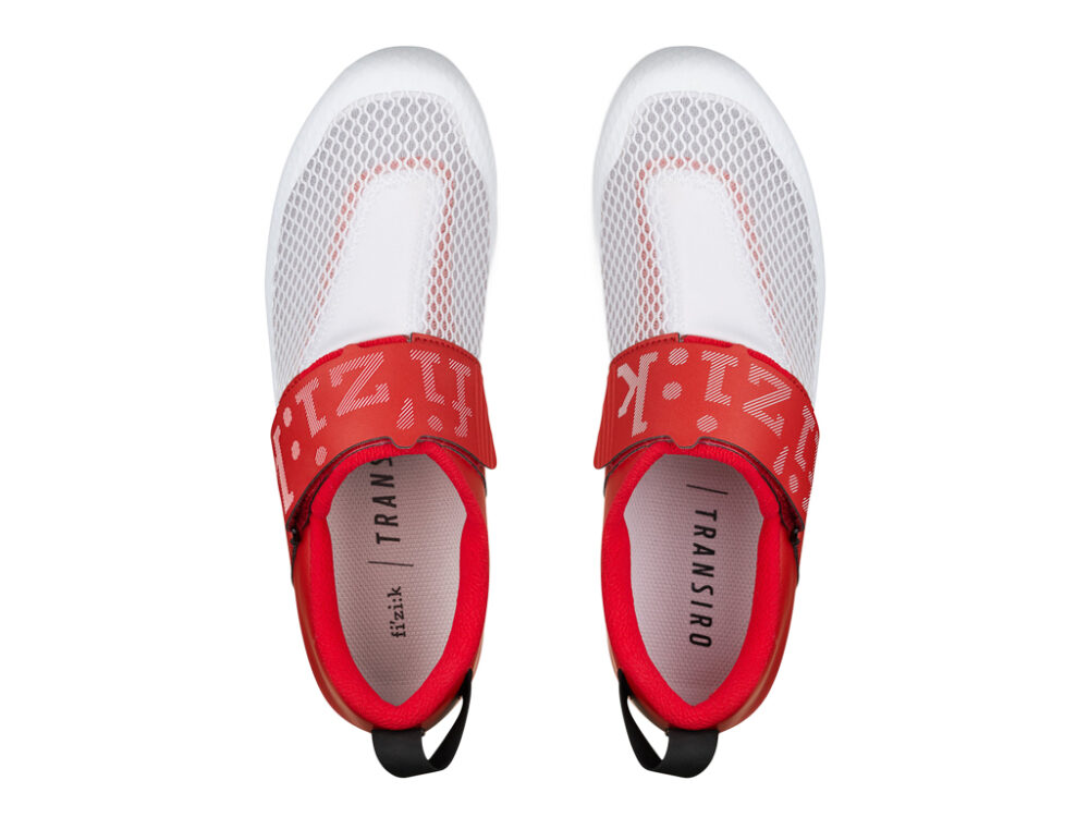 Alternative view of TRANSIRO HYDRA RED/WHITE 44
