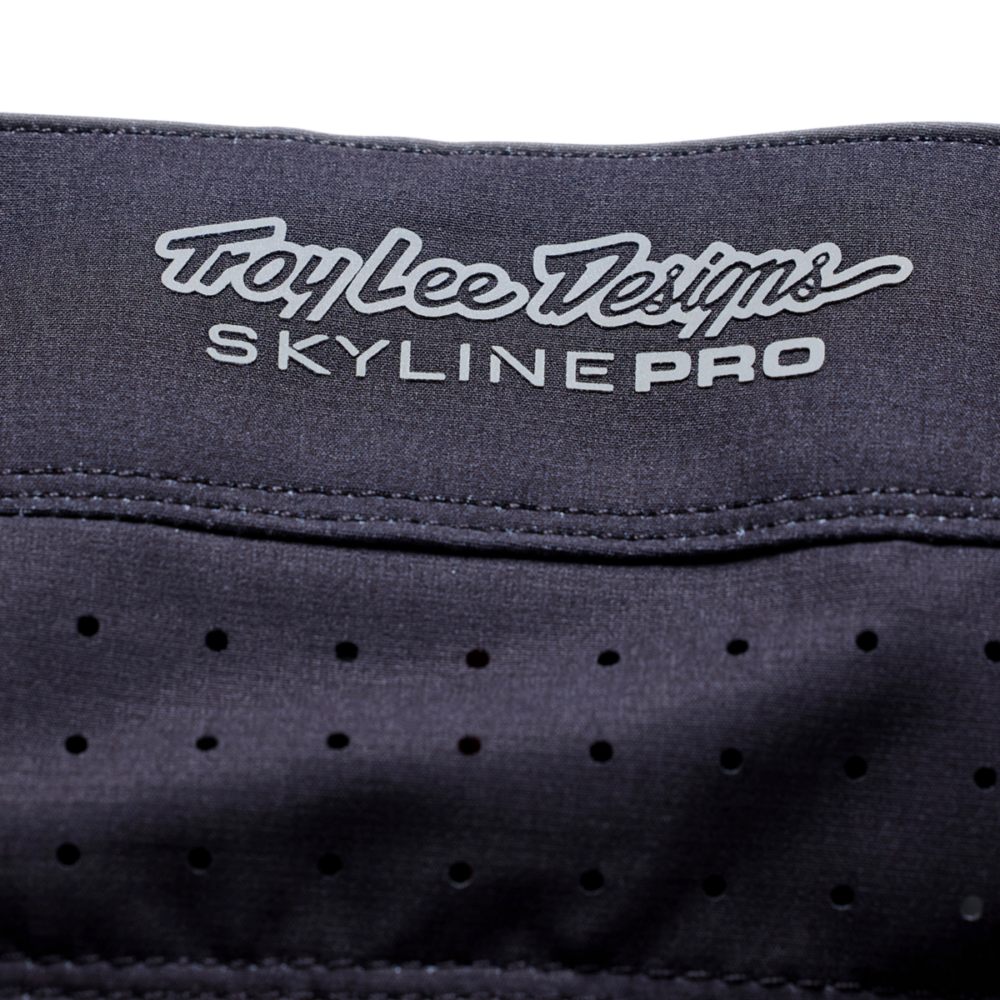 SKYLINE PRO SHORT SHELL MONO CARBON