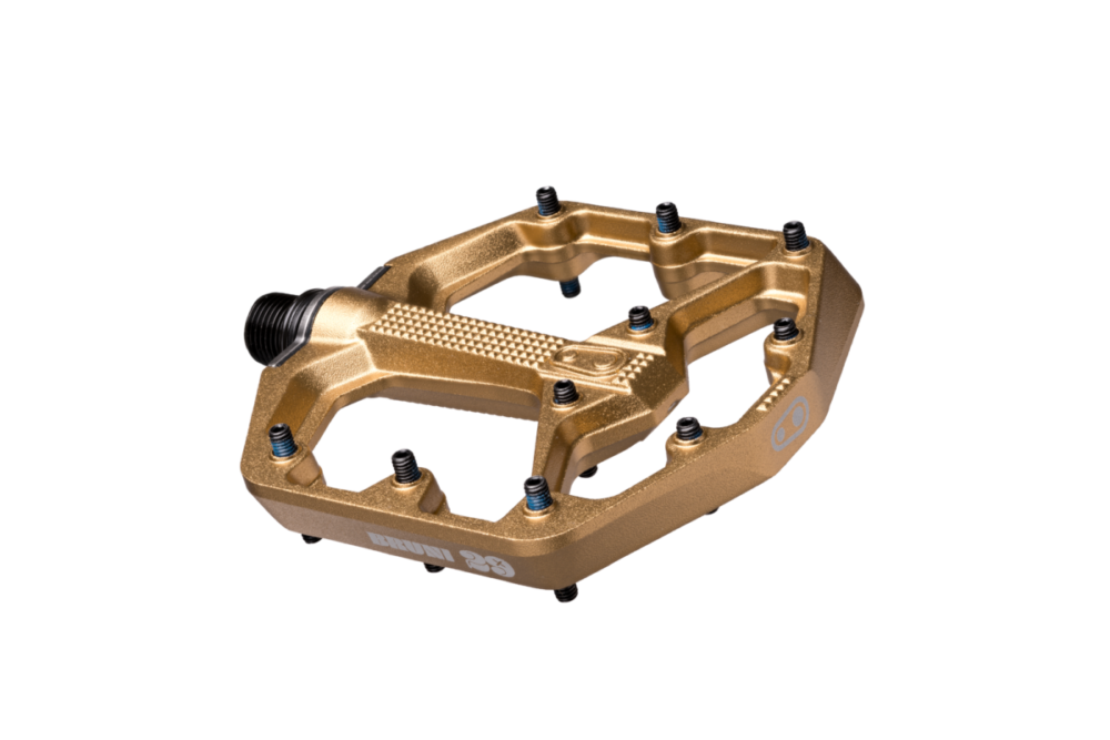 CRANK BROTHERS STAMP 7 SMALL LOIC BRUNI SIGNATURE EDITION (EXTRA PINS KIT INCLUDED)